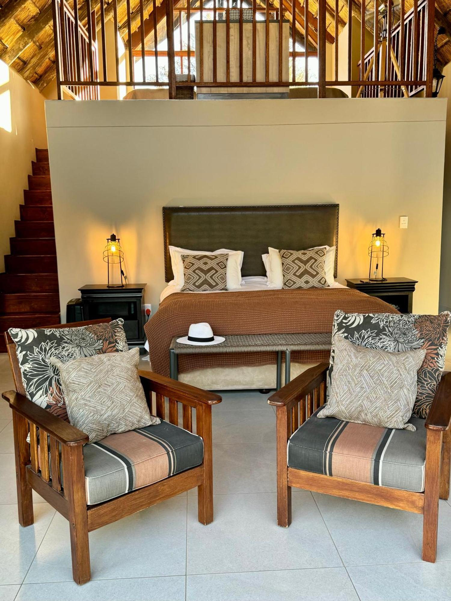 Pangolin Game Lodge - Self Catering, Incl 2 Game Drives Per Day Matlhagame Buitenkant foto