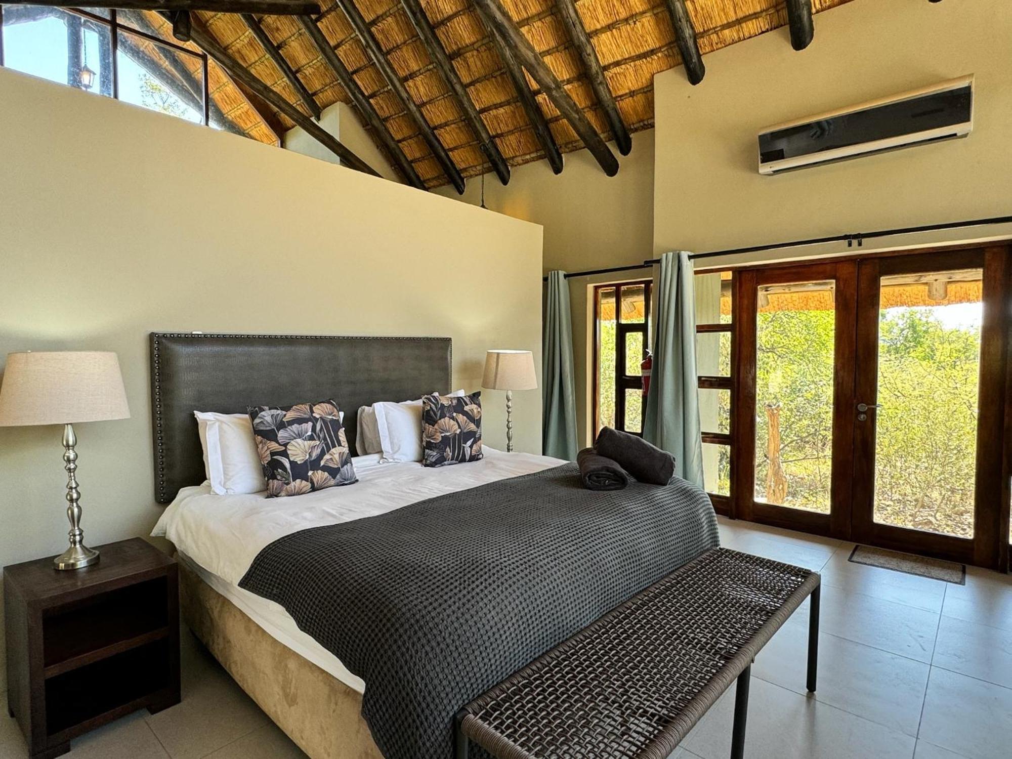 Pangolin Game Lodge - Self Catering, Incl 2 Game Drives Per Day Matlhagame Buitenkant foto